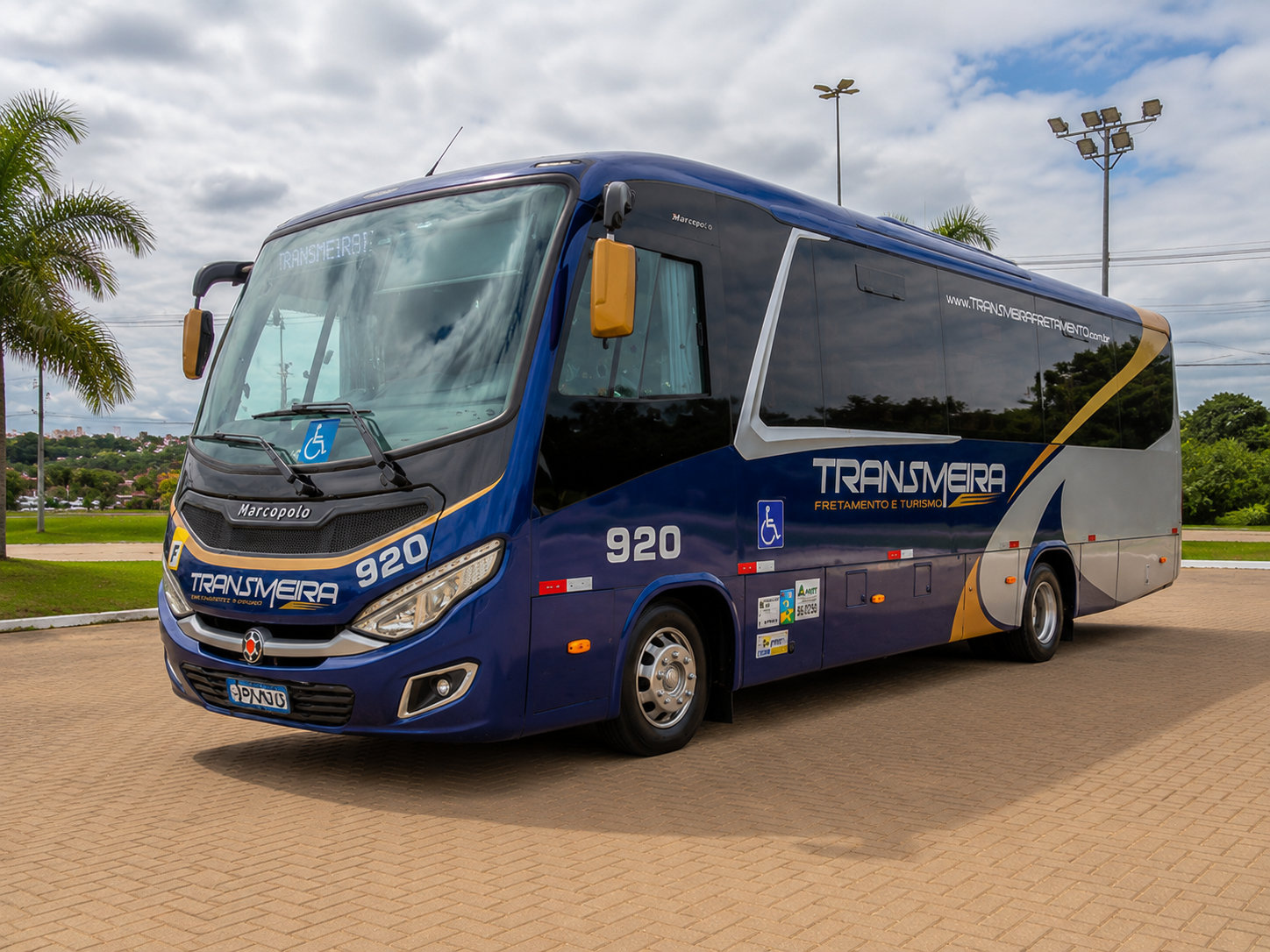 Micro-ônibus Transmeira