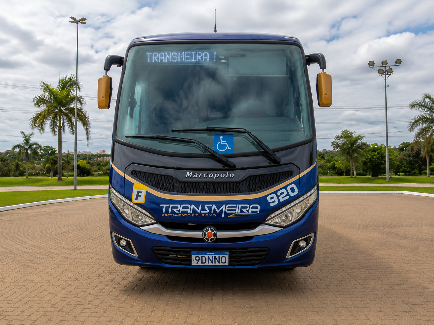 Micro-ônibus Transmeira