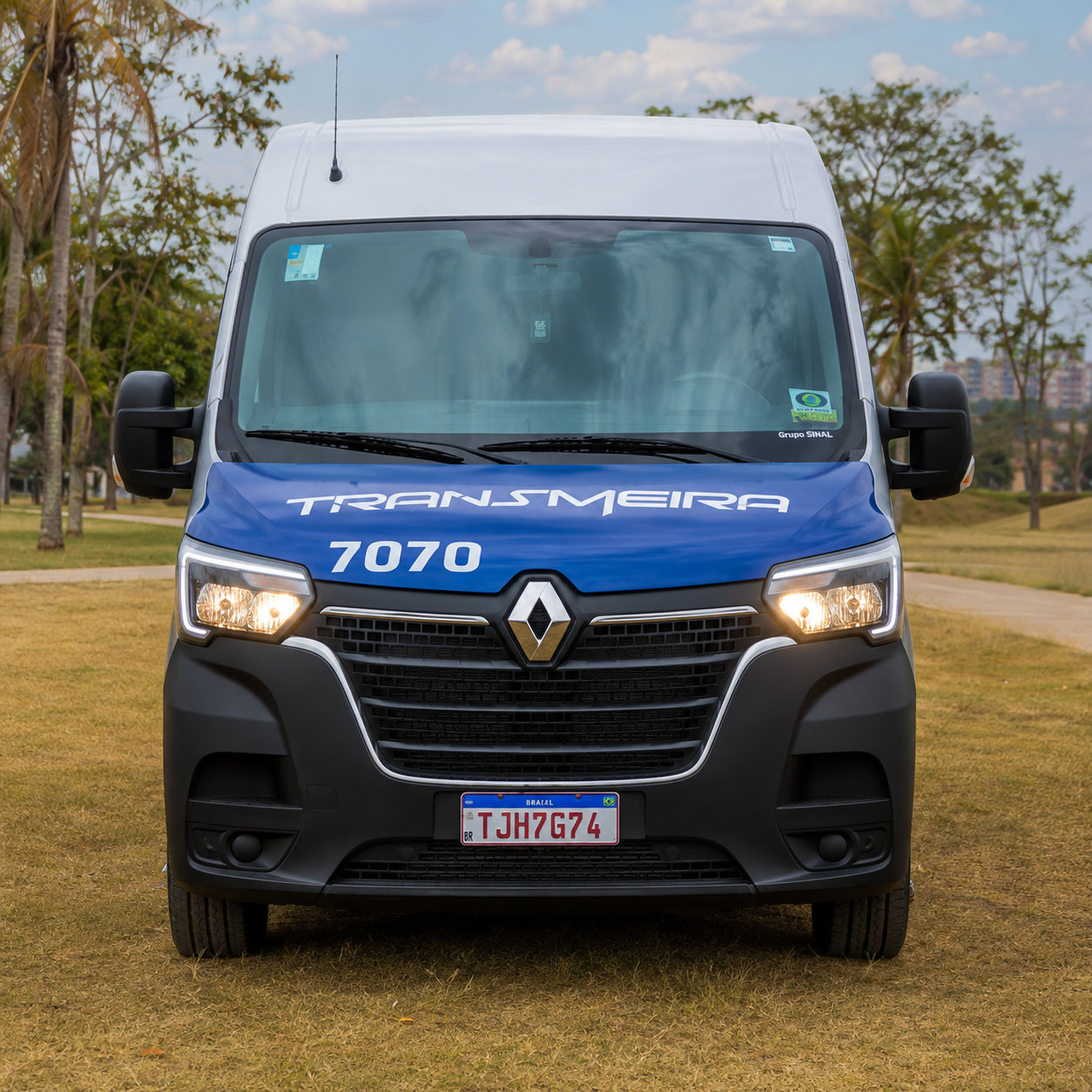 Van executiva Transmeira