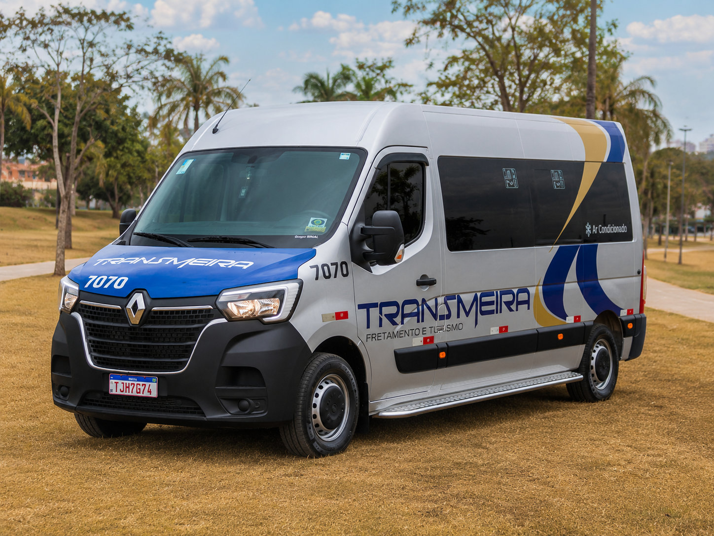 Van executiva Transmeira